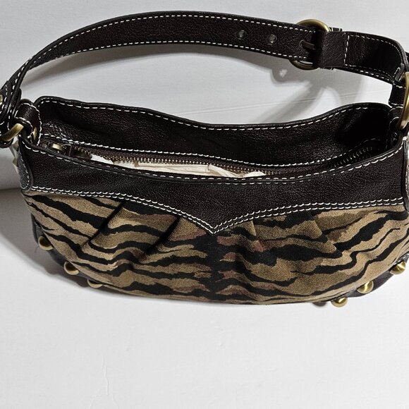 Moschino Cheap & Chic Tiger Print Shoulder Bag – NWT - Picture 2 of 14